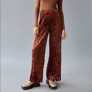 NWT urban renewal remnants wide leg squiggle burnout pants